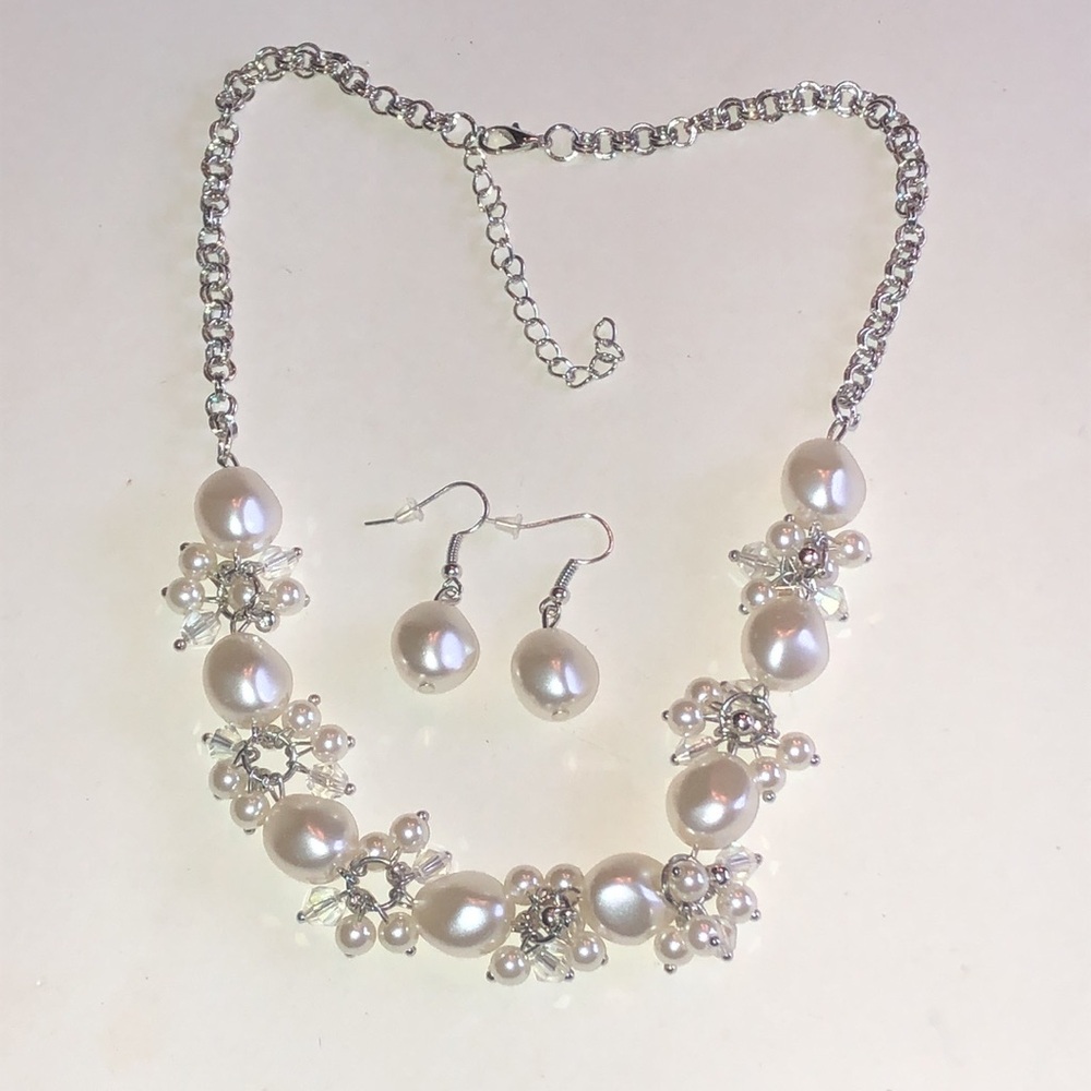 Faux Pearl Cluster Silver Tone Necklace and Earrings Set